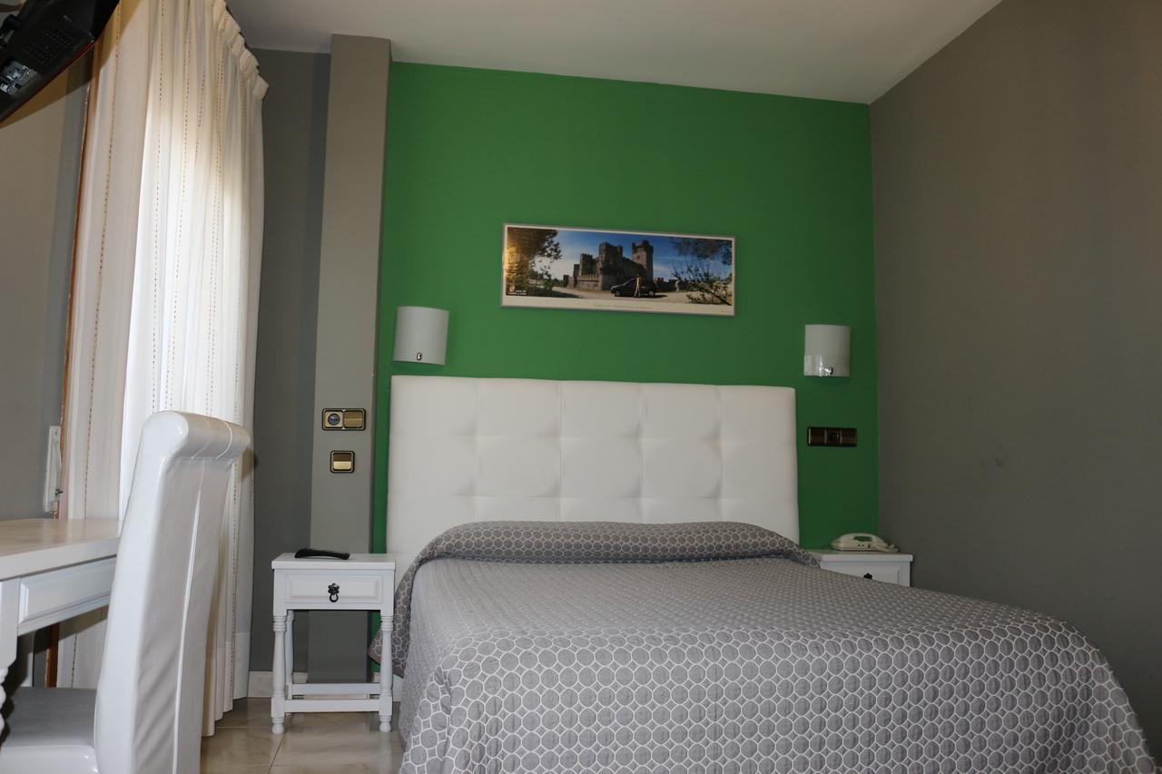 Hostal Don Jaime II Segovia Luaran gambar